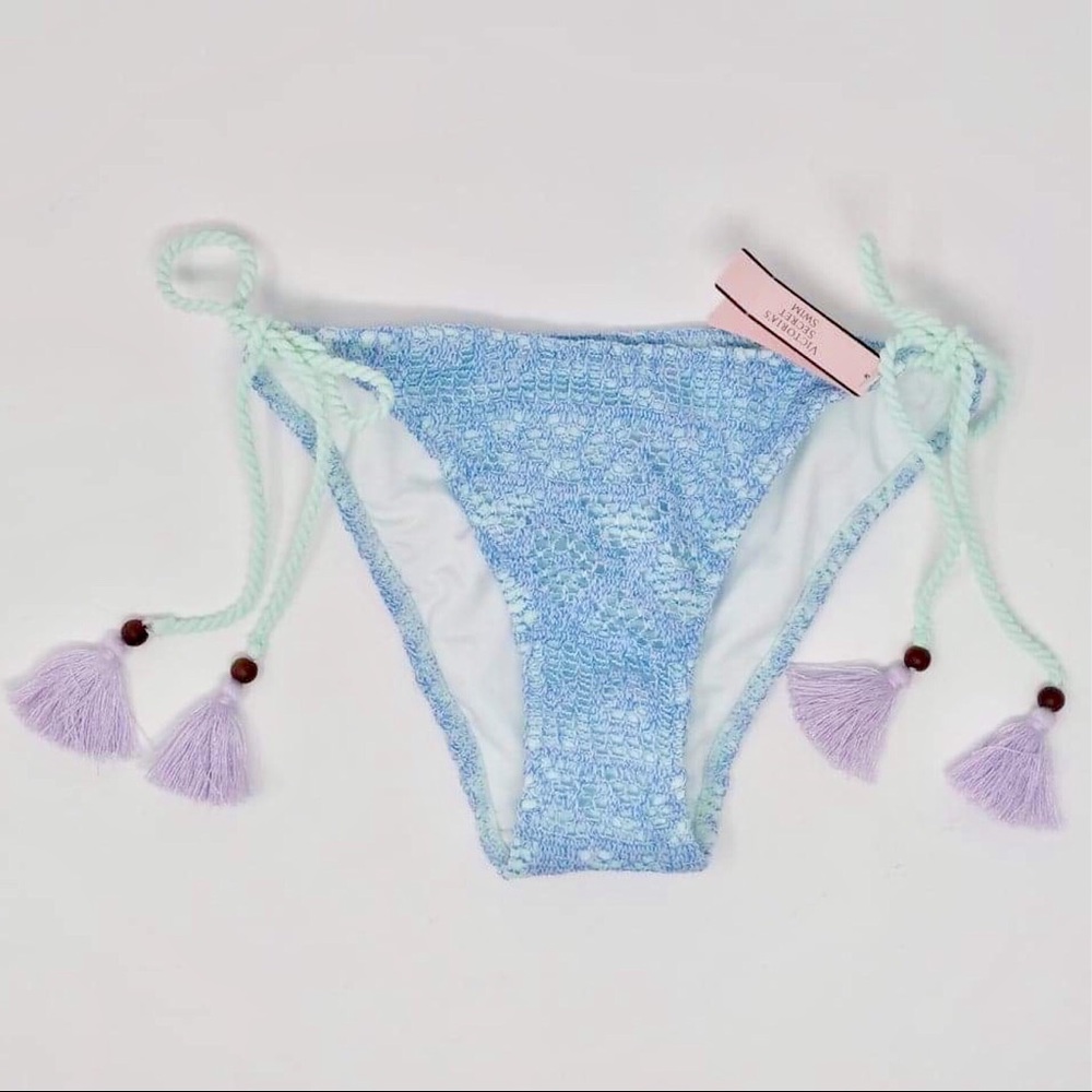 VICTORIA’S SECRET SWIM THE CHEEKY STRING BOTTOM - Picture 2 of 7